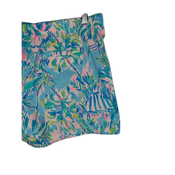 Lilly Pulitzer Ocean View Short - Picture 3 of 6